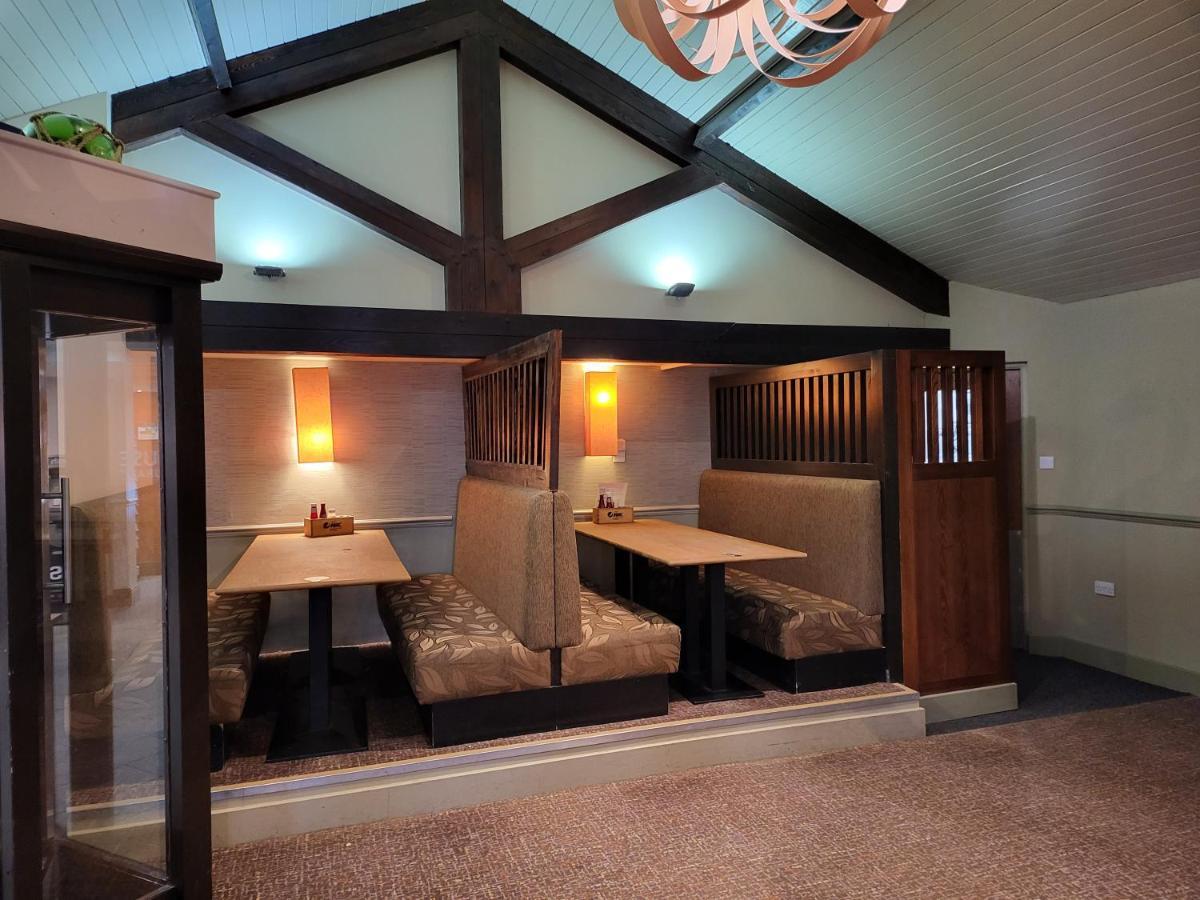 Cheerful 3 Bedroom Lodge At White Cross Bay Windermere Exterior photo